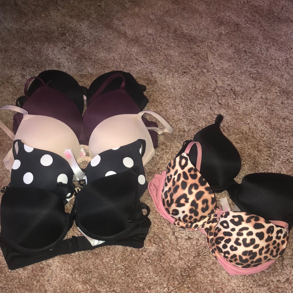 7 VS PINK Bras